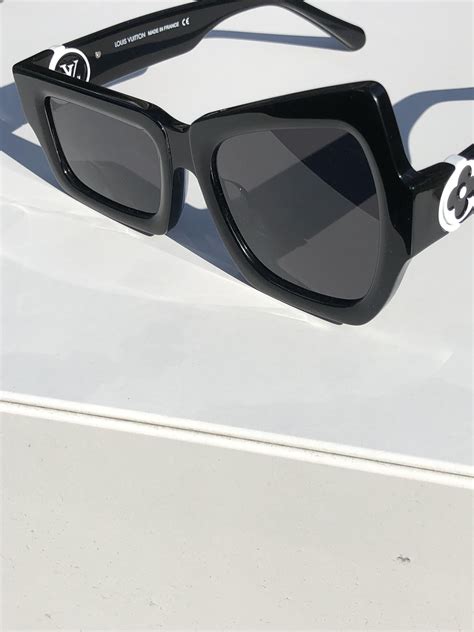 louis vuitton distorted sunglasses|louis vuitton oversized sunglasses.